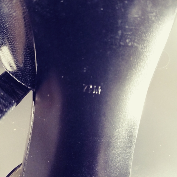 Guess Women's Black Heels - Picture 11 of 14